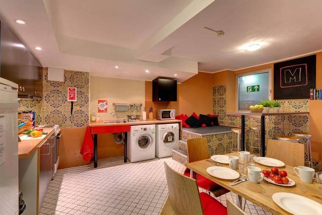 MEININGER Hotel Cologne City Center, Cologne