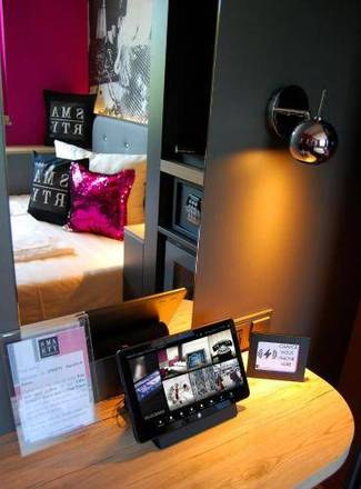 MEININGER Hotel Cologne City Center, Cologne