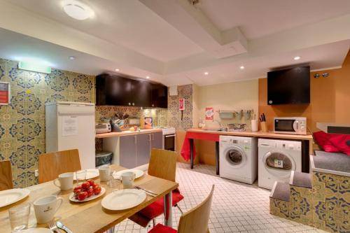 MEININGER Hotel Cologne City Center, Cologne