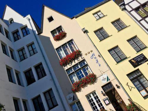 Hayk Altstadthotel & Appartements, Cologne