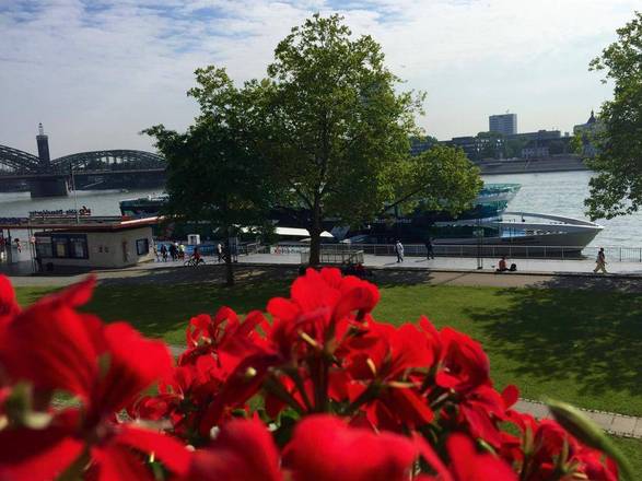 Hayk Altstadthotel & Appartements, Cologne