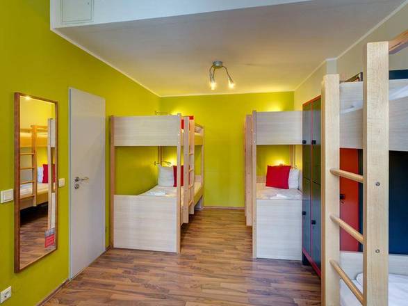 MEININGER Hotel Cologne City Center, Cologne