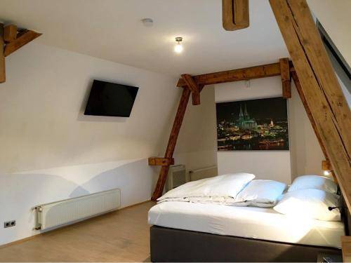 Hayk Altstadthotel & Appartements, Cologne