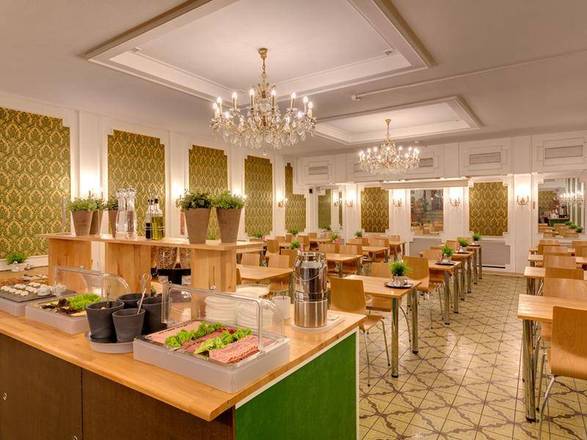 MEININGER Hotel Cologne City Center, Cologne