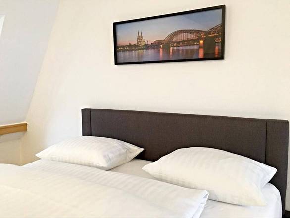 Hayk Altstadthotel & Appartements, Cologne