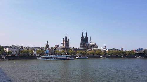 Hayk Altstadthotel & Appartements, Cologne