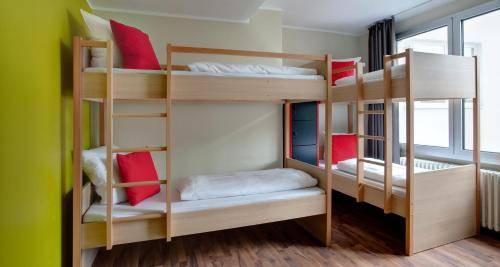 MEININGER Hotel Cologne City Center, Cologne