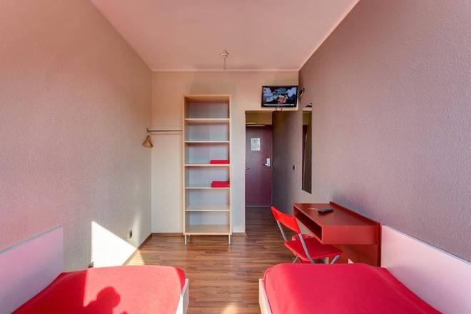 MEININGER Hotel Cologne City Center, Cologne