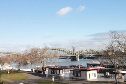 Hayk Altstadthotel & Appartements, Cologne