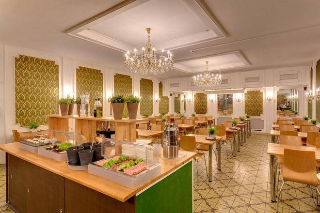 MEININGER Hotel Cologne City Center, Cologne