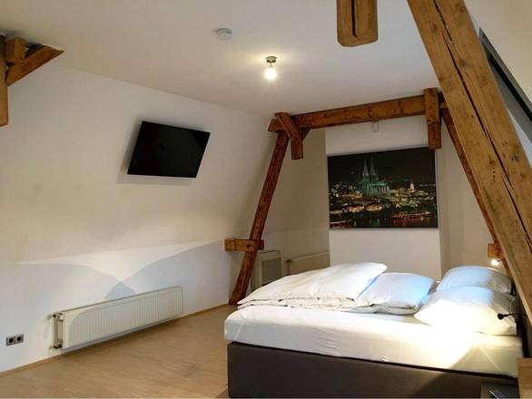 Hayk Altstadthotel & Appartements, Cologne