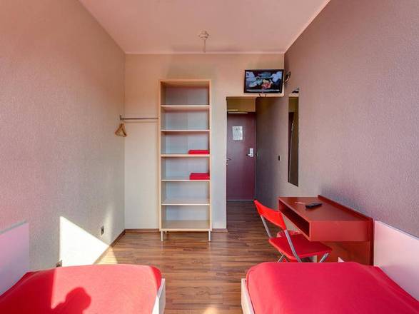 MEININGER Hotel Cologne City Center, Cologne