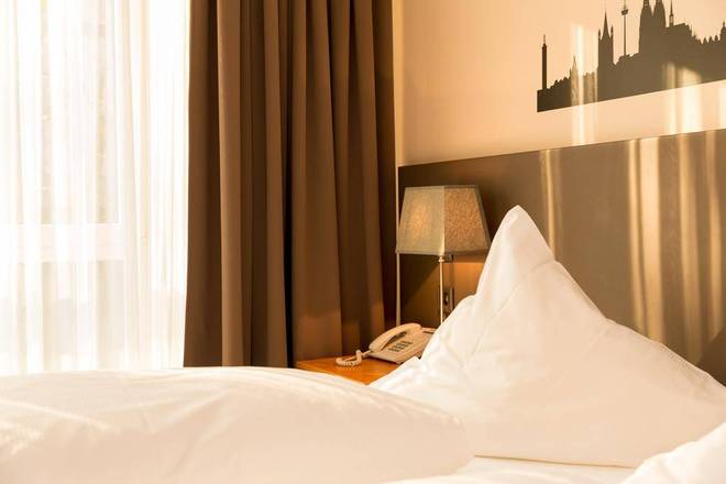 Hotel Drei Kronen, Cologne