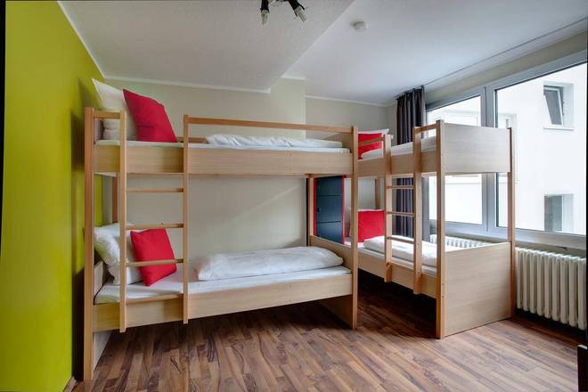 MEININGER Hotel Cologne City Center, Cologne